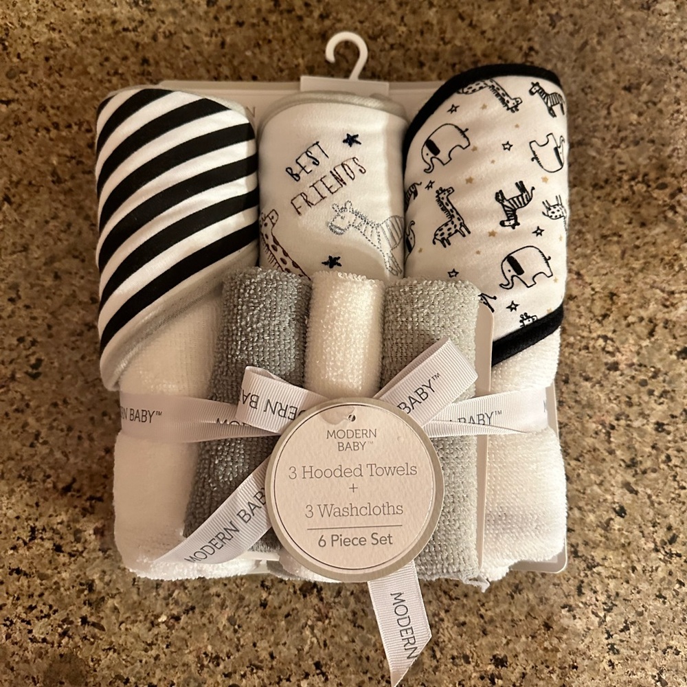 Modern Baby Towels and Washcloths Set